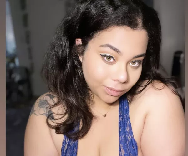 smiley 🙈💋 by bumblebeece