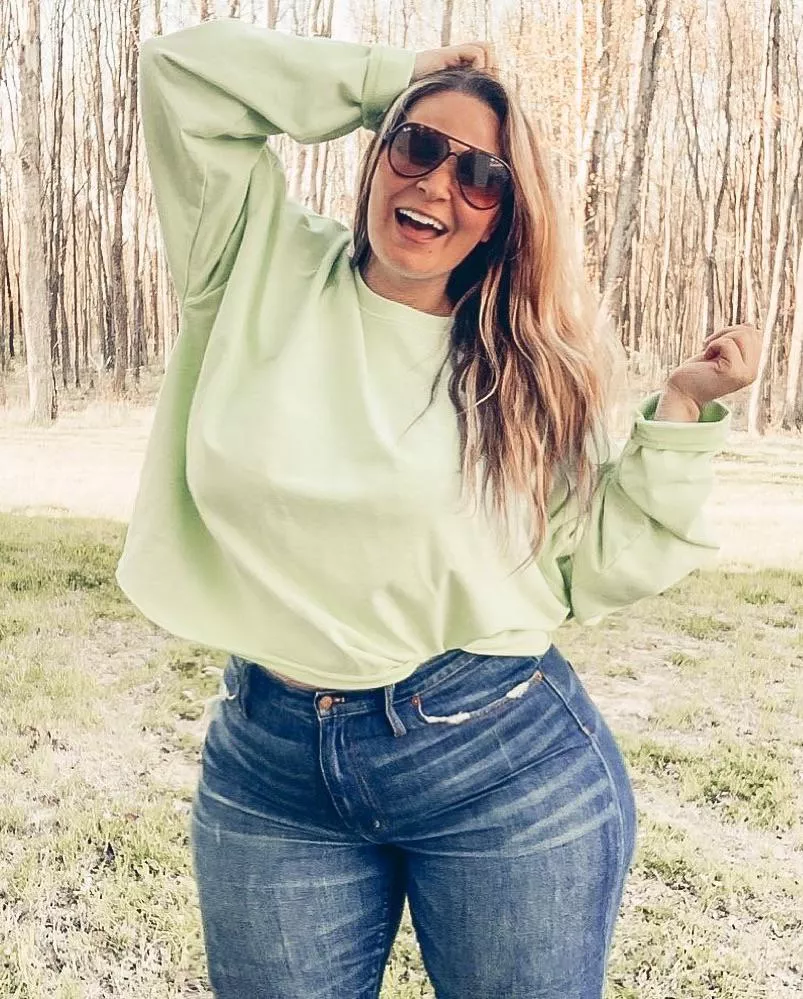 Smiling all the way to ThickTown posted by LasherDeviance