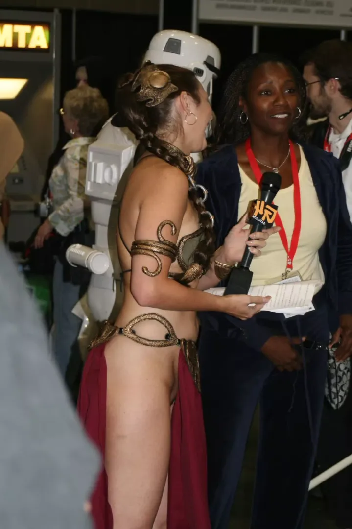 Smiling in the cove! posted by blaaaaaacksheep