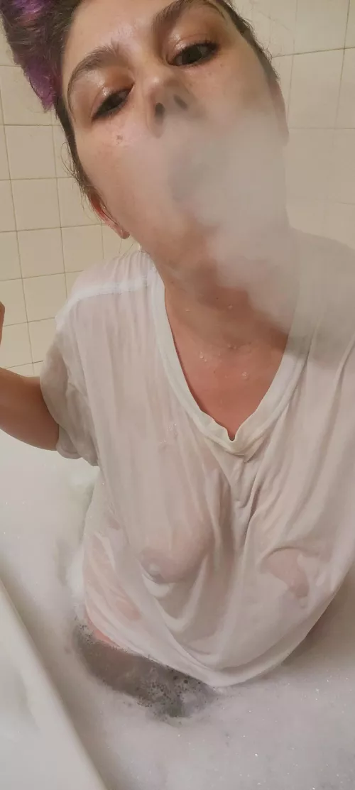 Smoke sessions are the best. 33 bi [f] by CherryBerry4u87