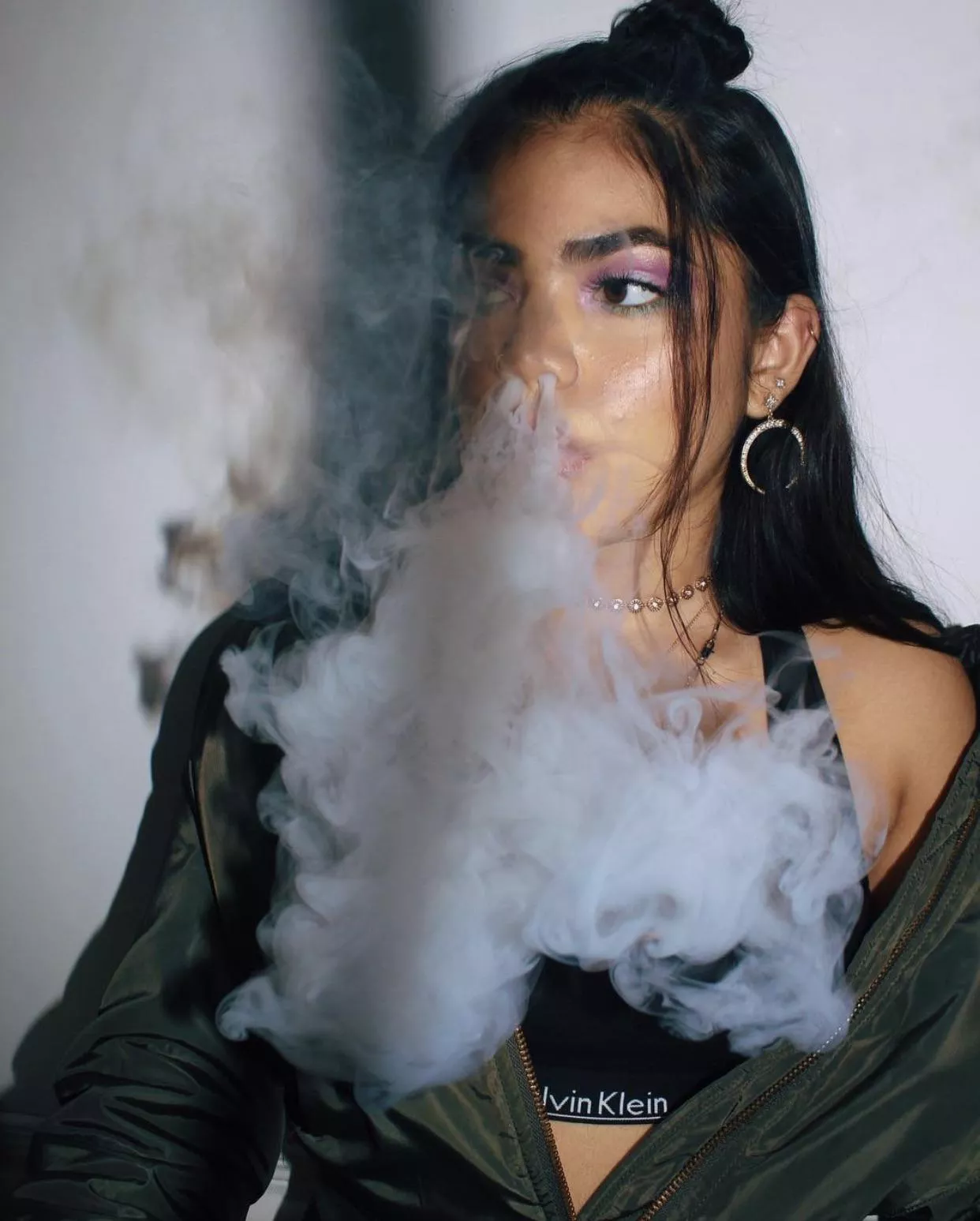 Smoke show posted by [deleted]