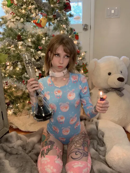 Smoke with me 💕🙏 by celestialpuddlez