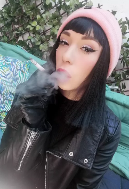 Smokey kisses anyone? by Kinkerbell2307