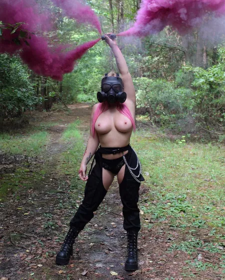 Smokin' by fellefellefelle