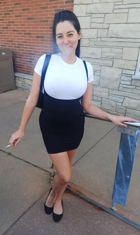 Smoking and shopping - my new hobby! by SmokingCutie_