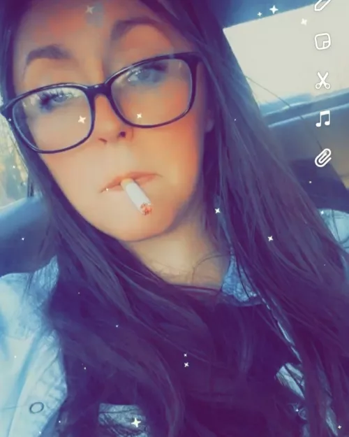 smoking in the car 💯🤙👏 by reinapunx