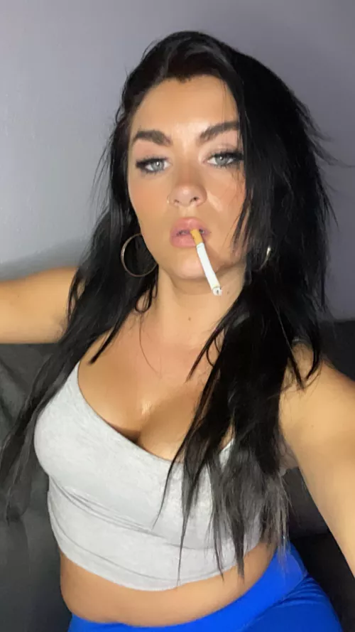 Smoking is my thing so why stop?? 🚬✨😈 by Jezebellrings