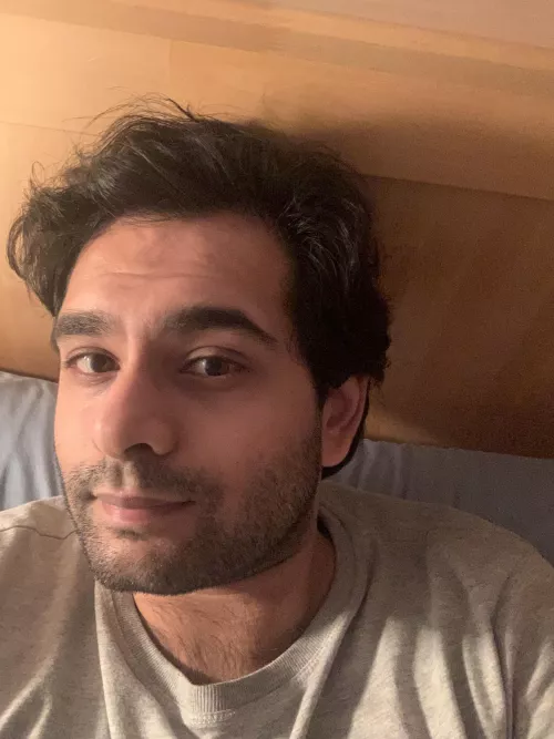 Smol, fluffy and in need of cuddles … message me :) by ultraquicklyjolly