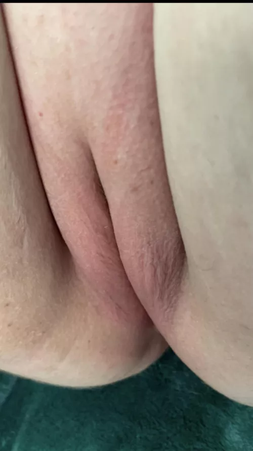 Smooth and soft , and waiting for you by Violetmarieexox