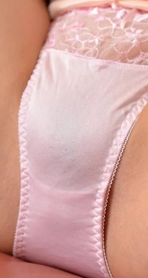 Smooth pink gusset by panty_overload