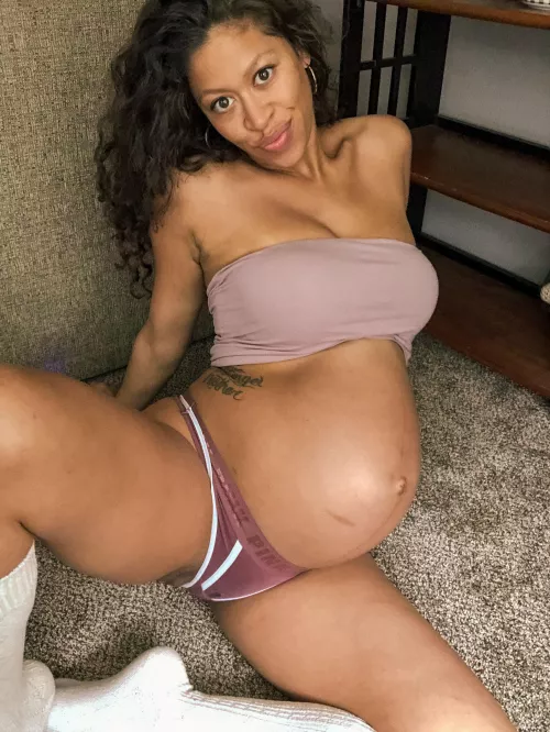 Smooth preggo belly, would you rub it every night? by shesgoodkarma