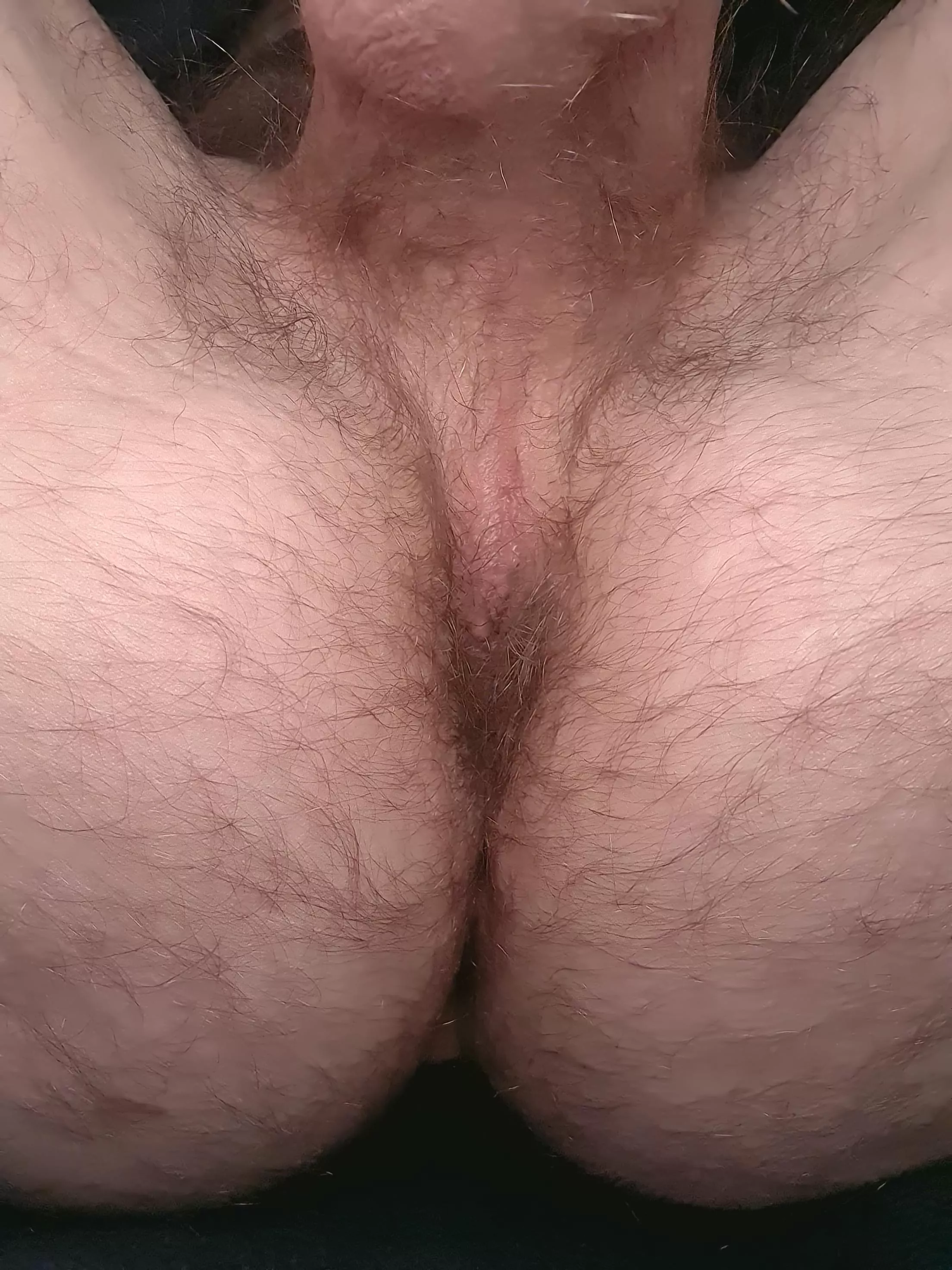 Snack before bed👅 posted by Gizmondo82