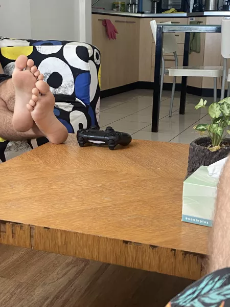 Snapped my housemates feet again…your welcome by Nghtmare2001