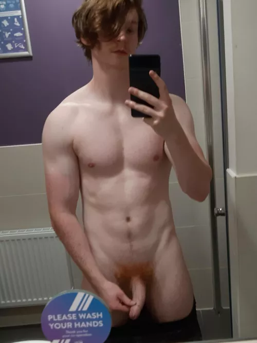 Snapping a pic of the fire bush in the changing rooms 🔥🔥 by probably_somebody