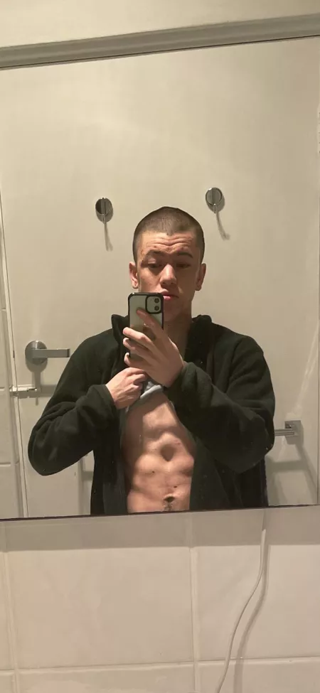 Sneak peak of my abs by jackobrienrulz