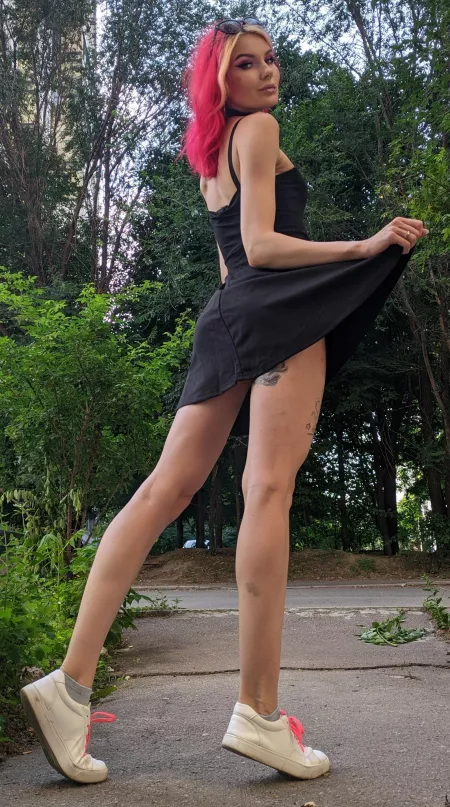 Sneak peek by lidkabanditka