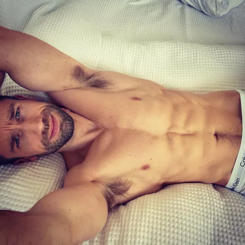 sniff! 😛😛 by DennisXL