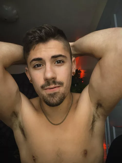 Sniff sniff (24 years old) by FreddyConwell