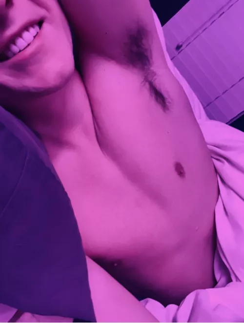 Sniff sniff by Jayyckk