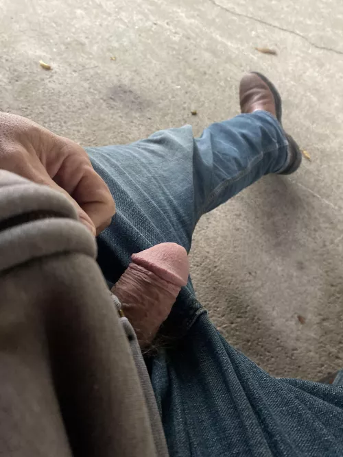 Sniffies says this is a popular spot…we’ll see by drummerguyohio