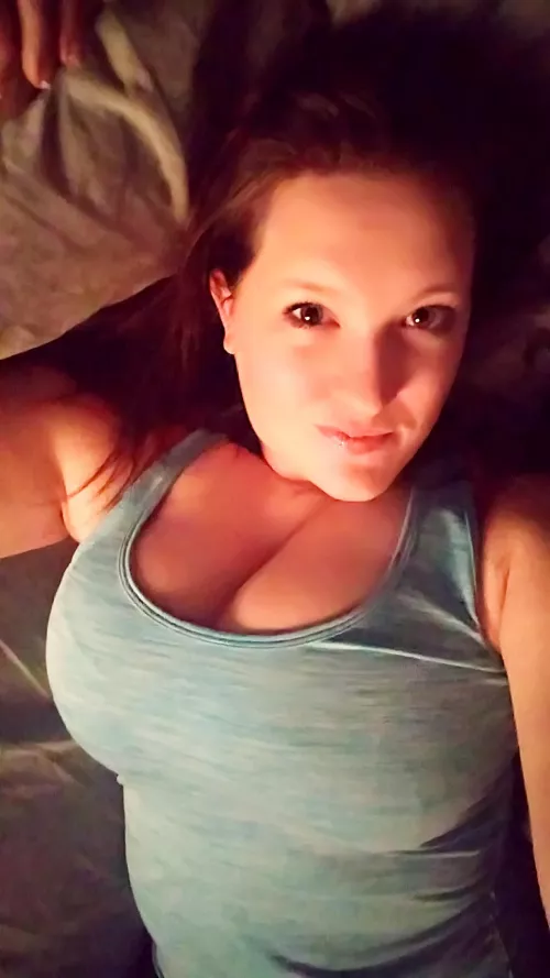 Snowed in and bored...who wants to come plow my driveway and then me? by ShySally_Skellington