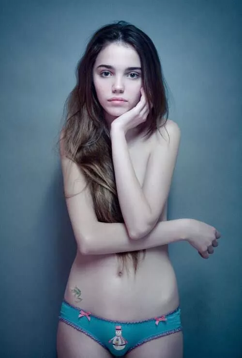 Snowman on Vulva posted by HailToTheChimp