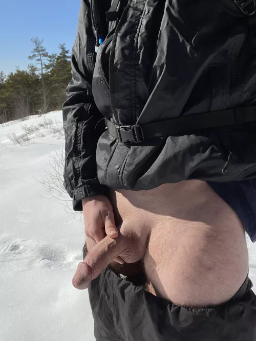 Snowy hike! by jobie1518