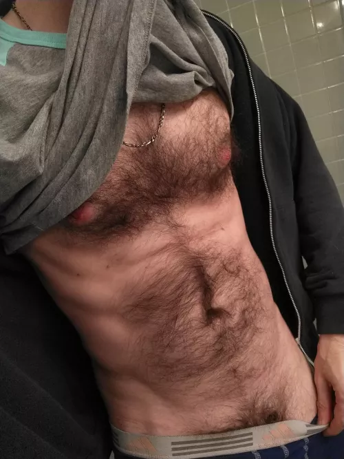 Snuck away to take a quick tease shot for you folks. How did I do? (40) by ryroo