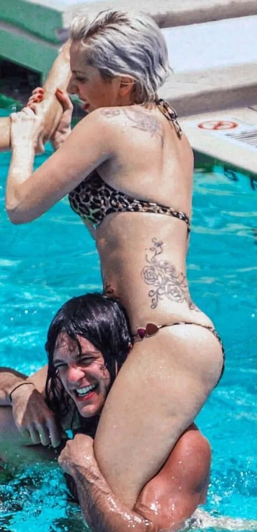 Snuffing the life out of him by FermentedSnake