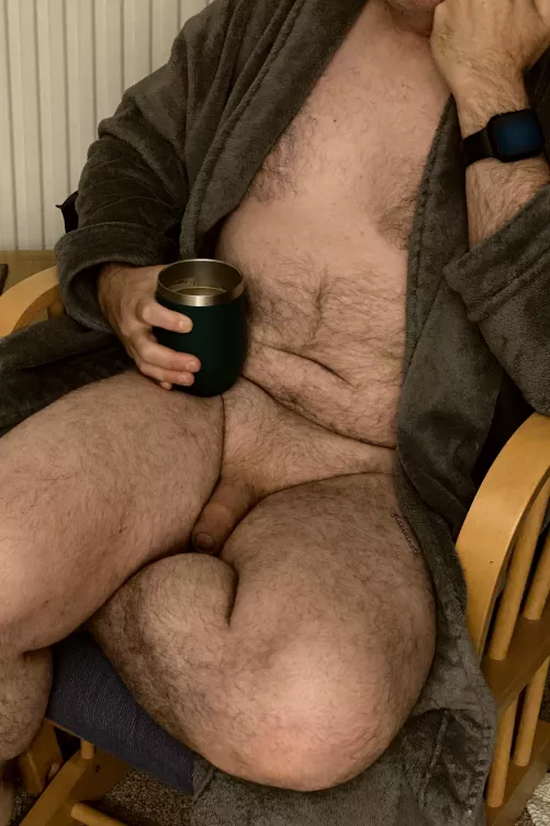 Snuggly coffee time before the day starts by glacialnote