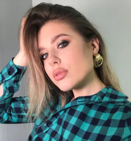 So Beautiful by BimboParadise1