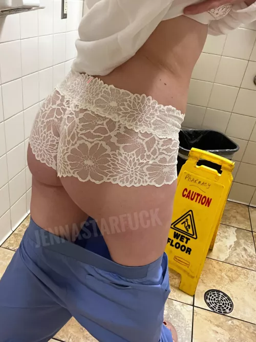 So close to being caught in the ladies room by Jennastarfuck