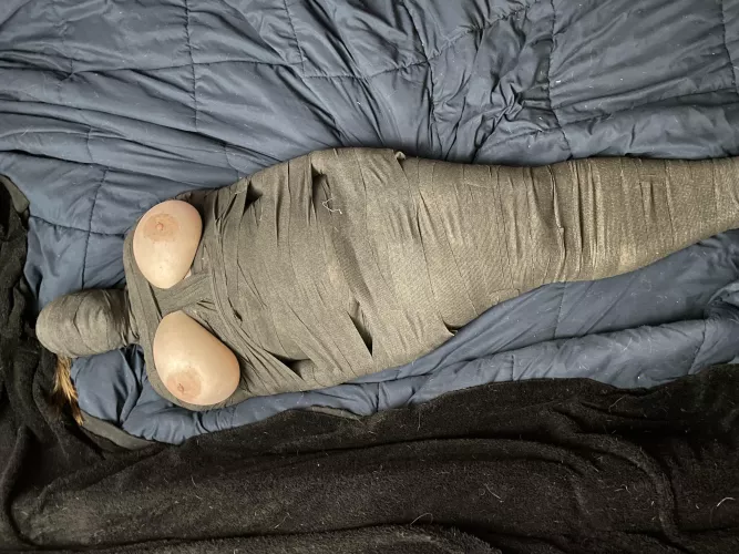 So comfy I could nap. Untill the hitachi turned on…