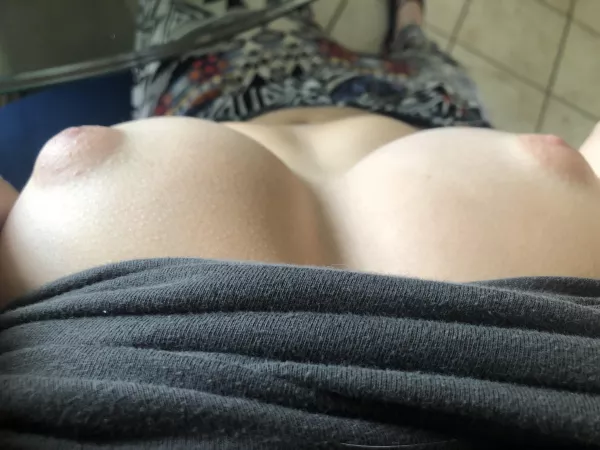 So damn lovely by kitkat546