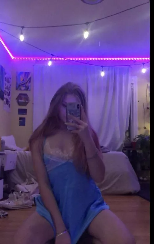 So desperately horny by Maddy-2001-