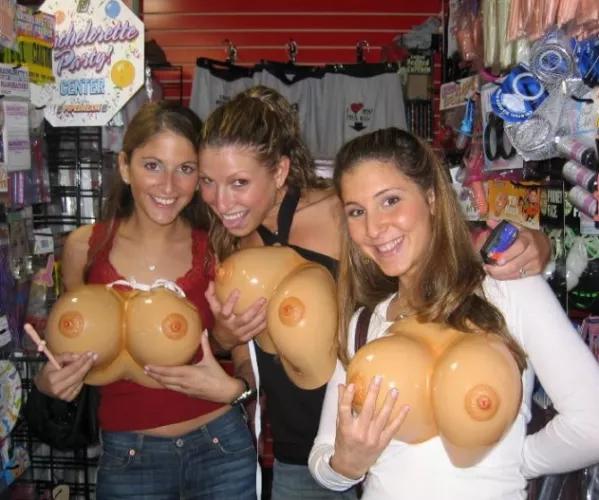 So false 😂😂 by Chaturbater1