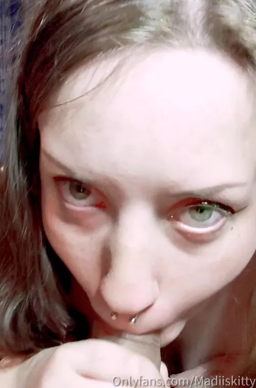 So fuckin yummy 😋😋😋 by MadiisKitty1