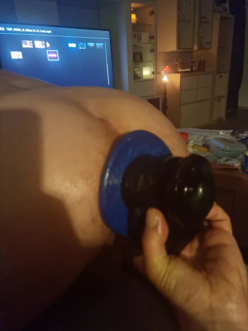 So fucking horny by Background-Force-854