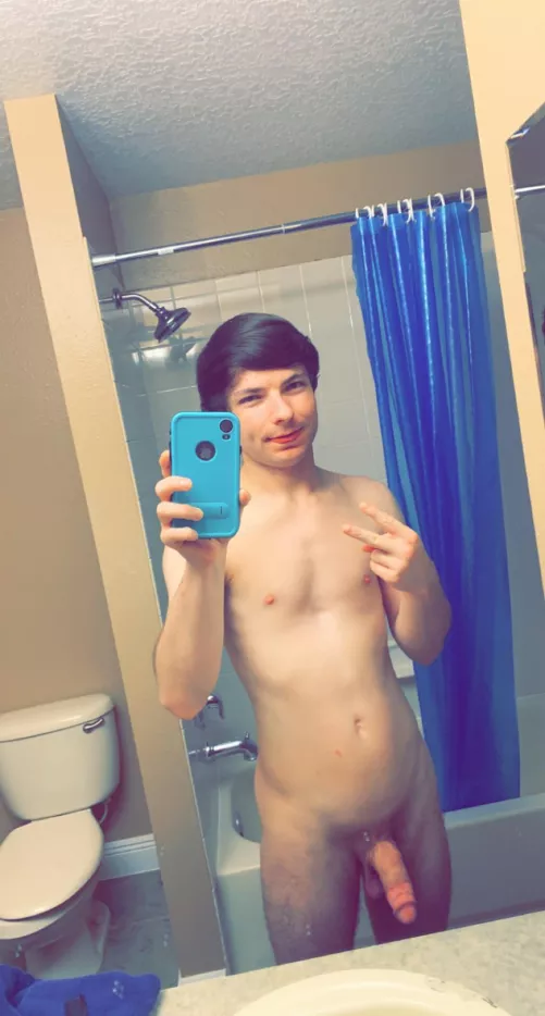 So fucking horny… wish someone would fuck me by Twinkcity