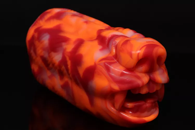 So happy to have snagged him! I've been curious about David's muzzle in comparison to Duke's, and the Con color got me ❤️‍🔥 by D0pamineWh0re