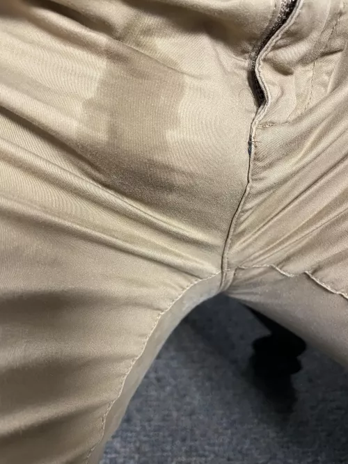 So horny at work my pre soaked through my pants… hope no one notices!! Someone come help me clean up! by pmlync