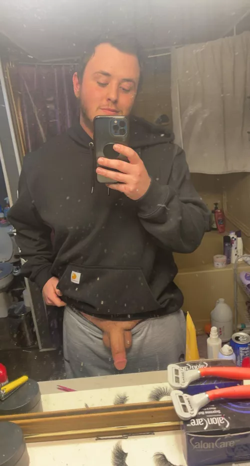 So horny 🥵🥵 by Far-Sky6438