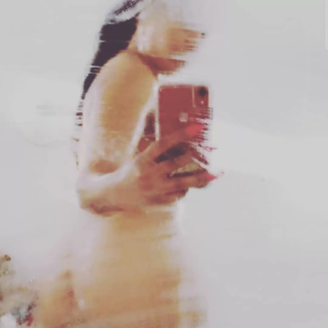 So hot and steamy...and I still managed to get a selfie hmu Instagram weekendatbellz posted by bellzpanty