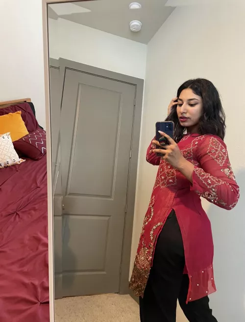 So hot, just imagine me getting nasty by ROLIKEZRO