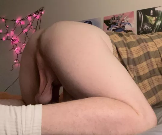 so low they’re nearly touching the bed lol (20) by electricvine