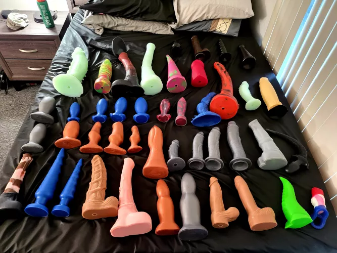 So many choices.... Yet I almost always use my paws.. 👊😈👊 any requests? by Pup_Piston