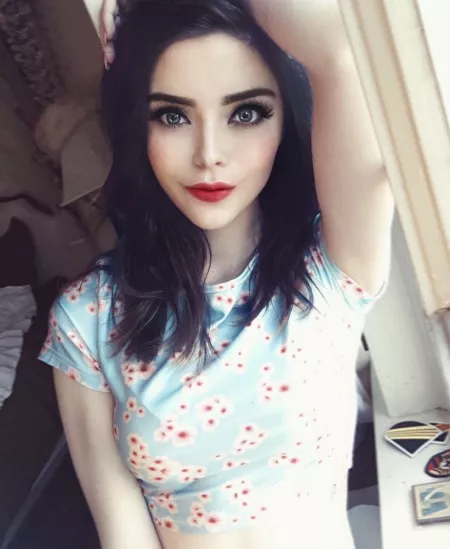 So much Photoshop by EstelleGettyWasWrong