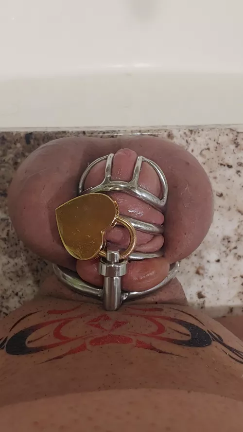 So nice and full! (Day 12 NNN) by Insuferablefuckwad