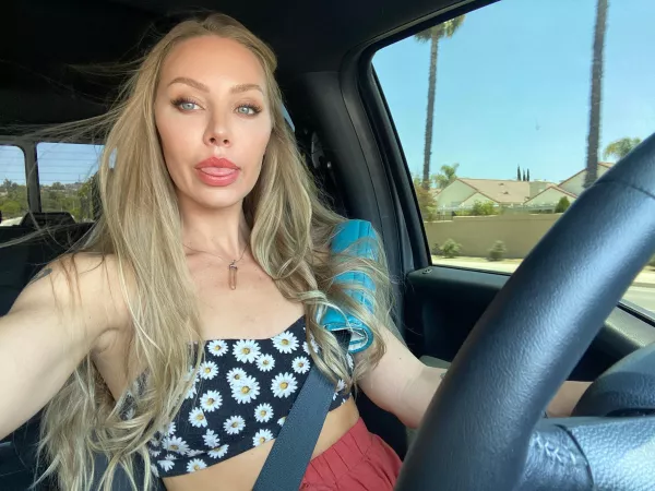 So Pretty by DexLemons