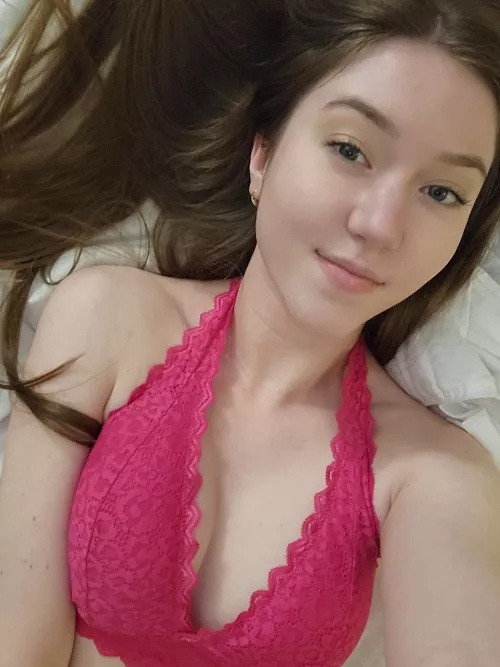 So sleepy, I need a cuddle buddy! by jade_love_12345